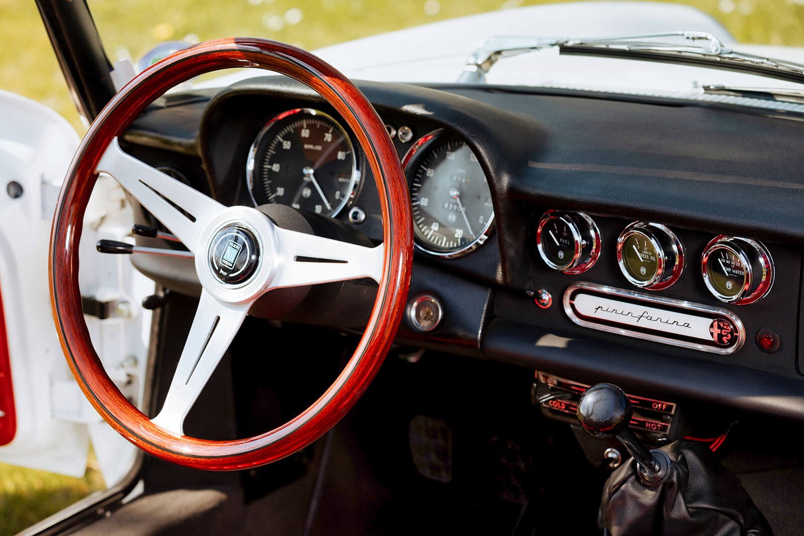 Alfa Romeo 1750 Spider Veloce 1969 — photo 5