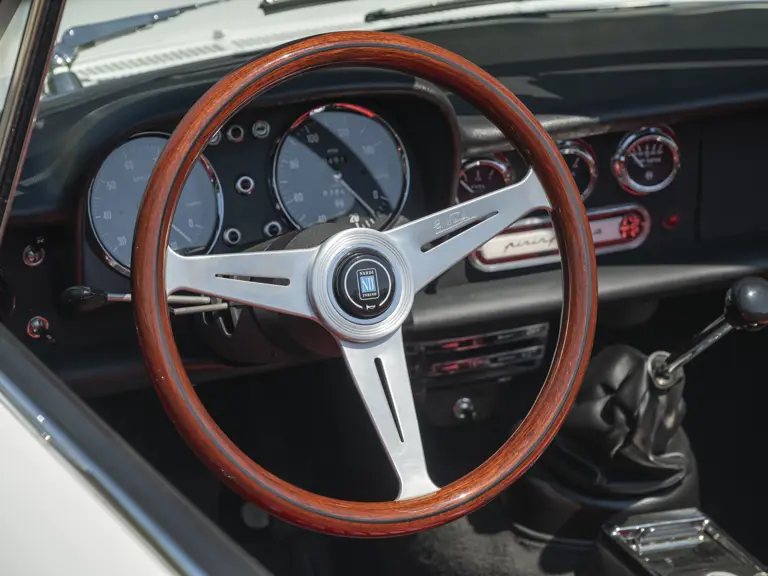 Alfa Romeo 1750 Spider Veloce 1969 — photo 7