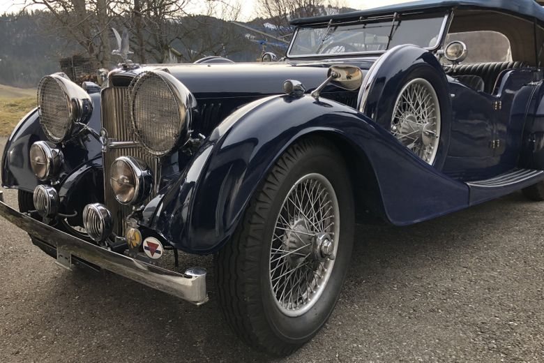 Alvis Speed 25 Bleue 1938, voiture de collection à louer à Genève